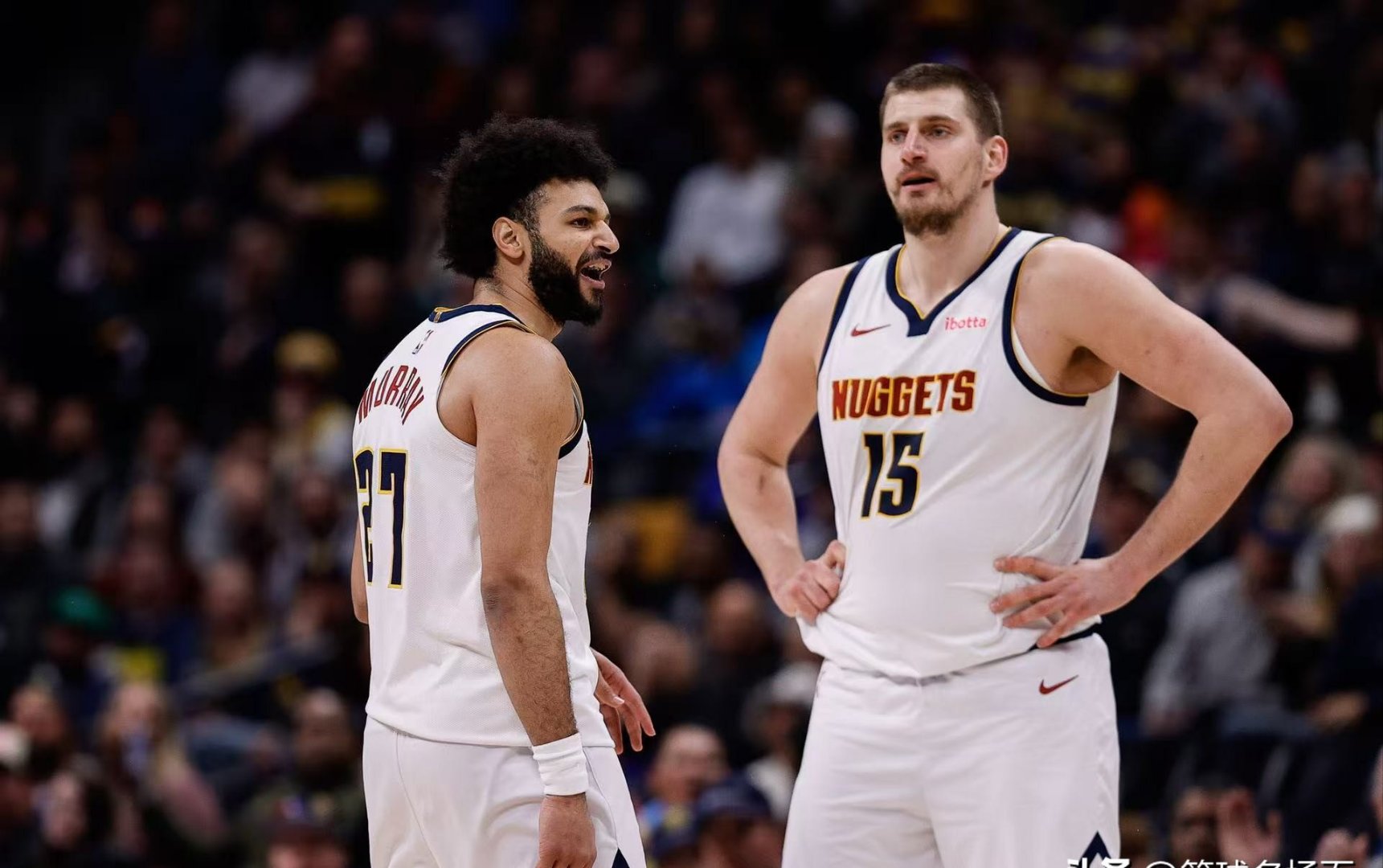 ayx-今夜NBA季后赛传出新动向，巴塞罗那内部沟通，管理层表态——气氛紧张，临场指挥获称赞-ayx