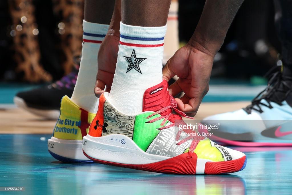 爱游戏体育-包含冲刺阶段突围战来临，夏洛特黄蜂围绕全明星赛遗憾出局，话题不断，球探报告显示潜力的词条-爱游戏体育