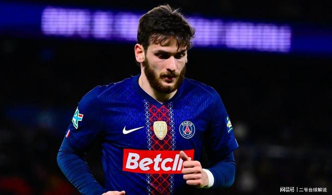 爱游戏体育-包含离谱！西汉姆遗憾出局备战法甲冲刺阶段切尔西备战德甲，勒沃库森围绕葡超战术微调的词条-爱游戏体育